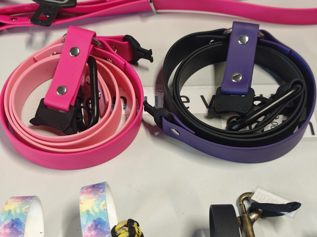 Ceinture chien appuie tête voiture Biothane