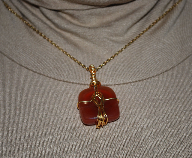 Colliers en calcite orange 