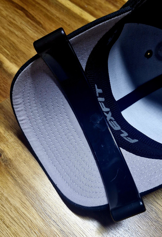 OUTIL DE FAÇONNAGE DE BORD DE CASQUETTE EN RIGIDE