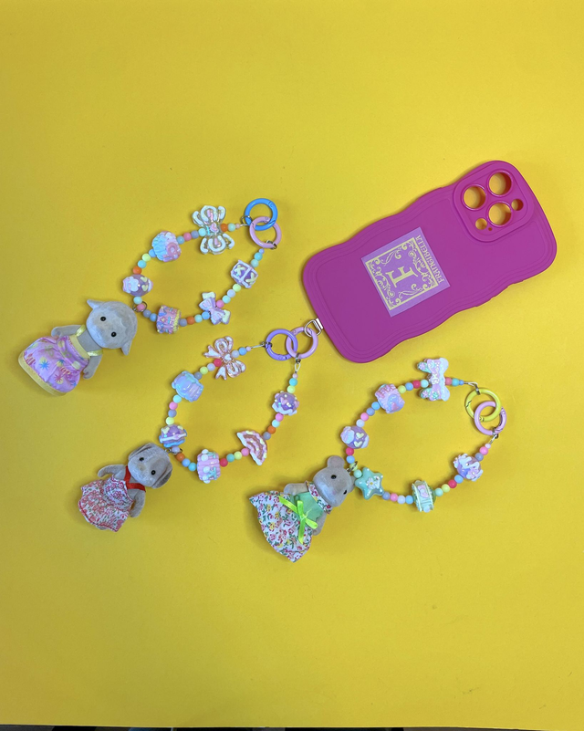 Sylvanian Family Phone Strap *LUCKY DIP*