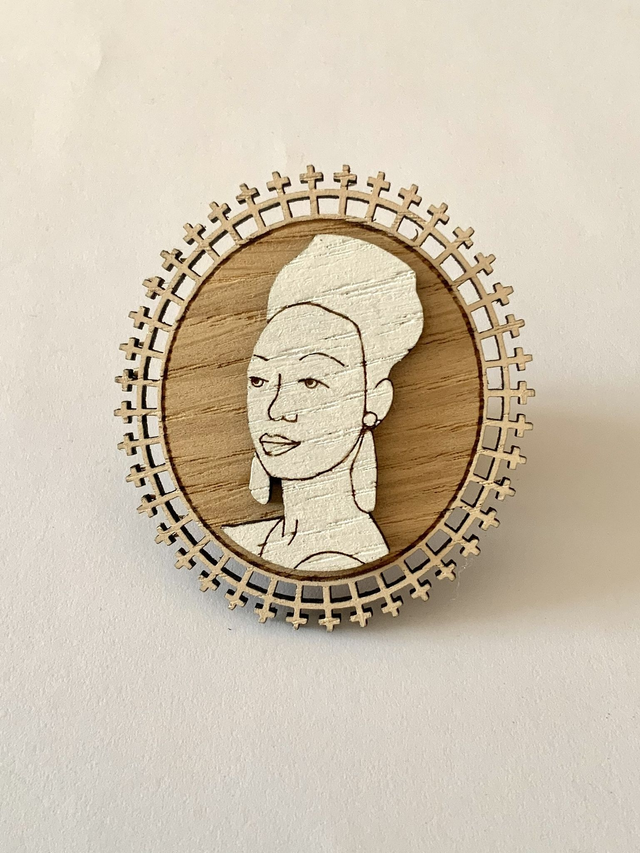 Broche camée « Joséphine Baker »