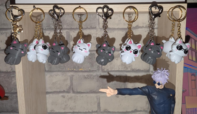 Geto x Gojo cat keychains