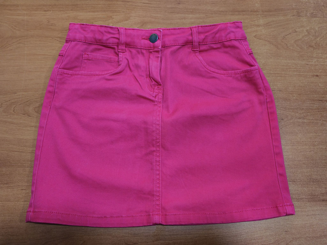 Jupe rose foncée 12 ans