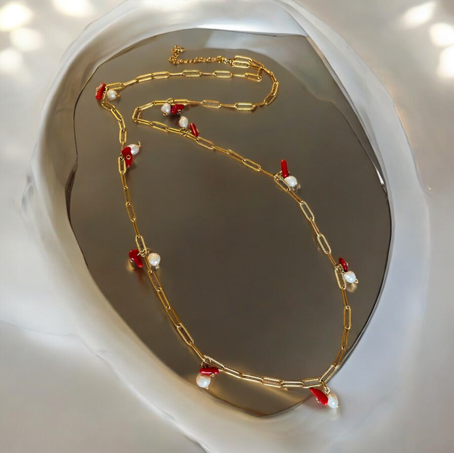 Collier Princesse avec breloques Bambou de Mer et perles d’Eau Douce