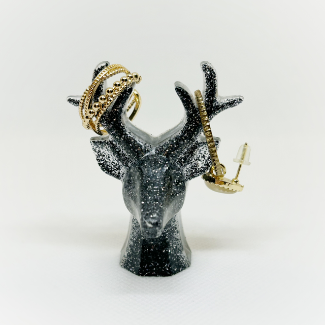 Tête de cerf porte-bijoux 