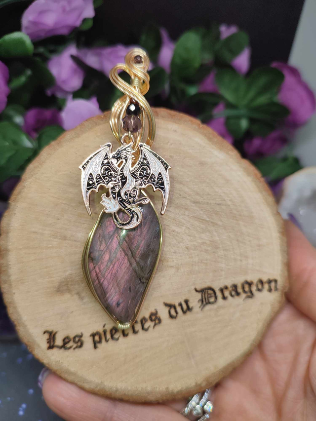 Talisman Dragon des Mystères