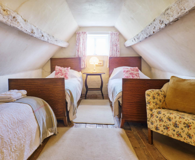 XXAC Convert attic twin to super king 