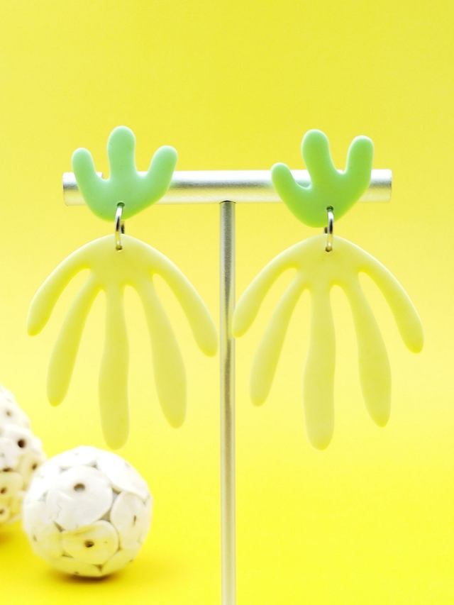 Boucles d&#039;oreilles &quot;Palmata&quot; Jaune et Vert pastels