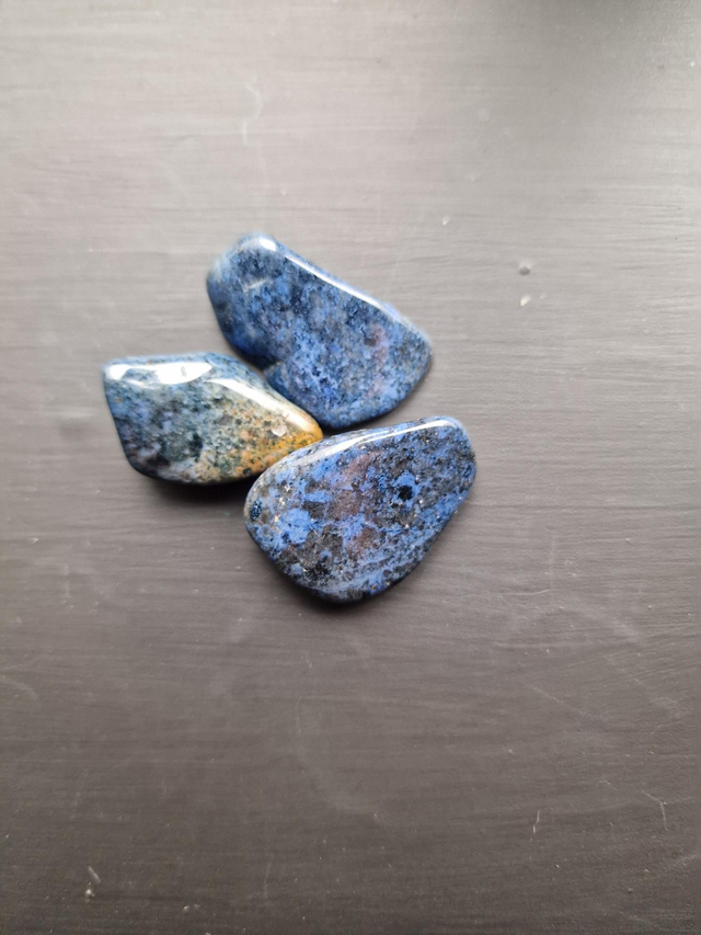 Dumoritite 