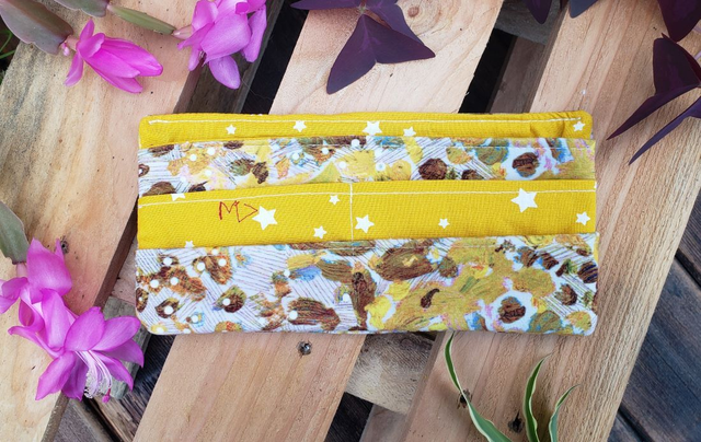 Porte-feuille sans fermeture éclair