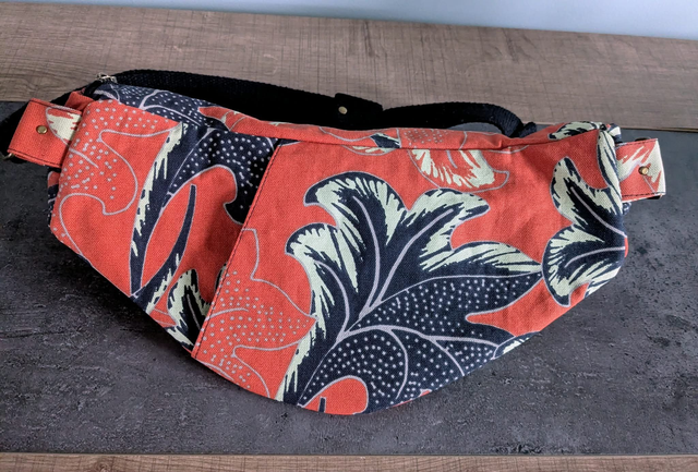 Sac banane grand modèle fleuri rouille