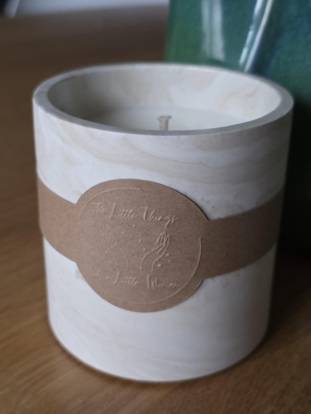 L&#039;élégante cuir et bois