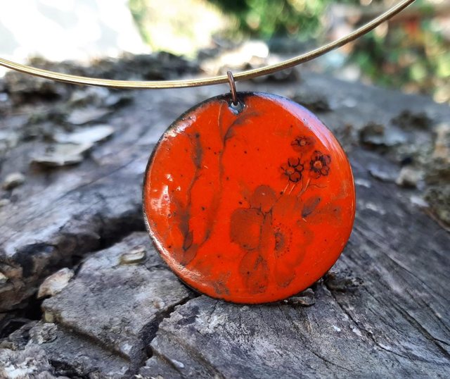 Collier orange fleurs 
