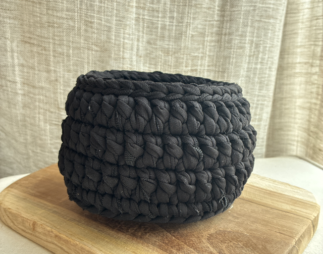 Panière grande noire 