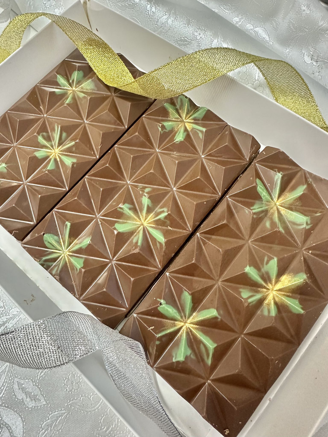 Dubai Kunafa chocolate 3 x 200g