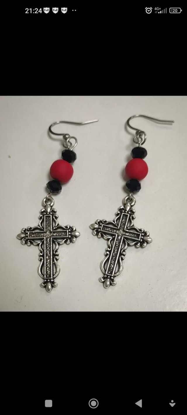 Boucles d'oreilles croix 