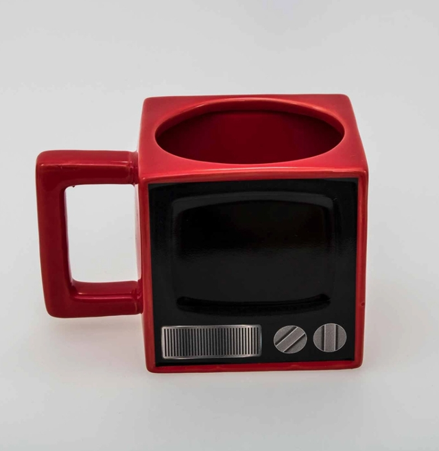 Tasse rétro téléviseur avec changement de couleur