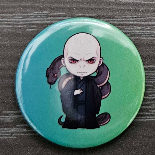 Wizarding World pin badges 