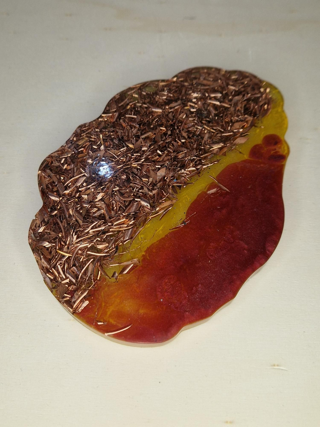 Orgonite, plaque / 069