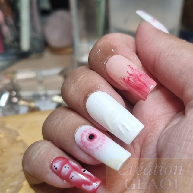 Blood Halloween 2025 little Carré M créer sur commande délai de 7jours ouvrable