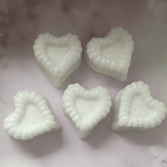 Fondants parfumés en forme de cœur – Cire de colza naturelle 
