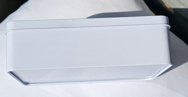 Tin - Publow White Rectangle Tin