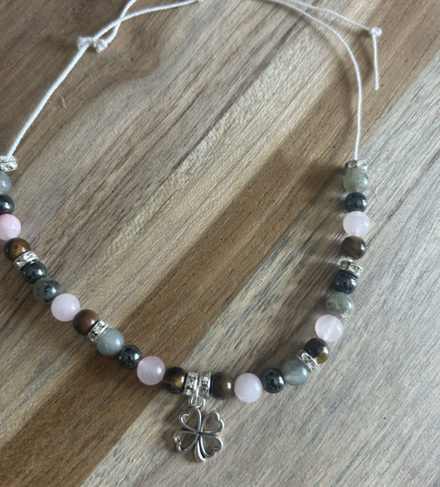 ✨ Bijou de rétroviseur en pierres naturelles – Création énergétique personnalisée ✨