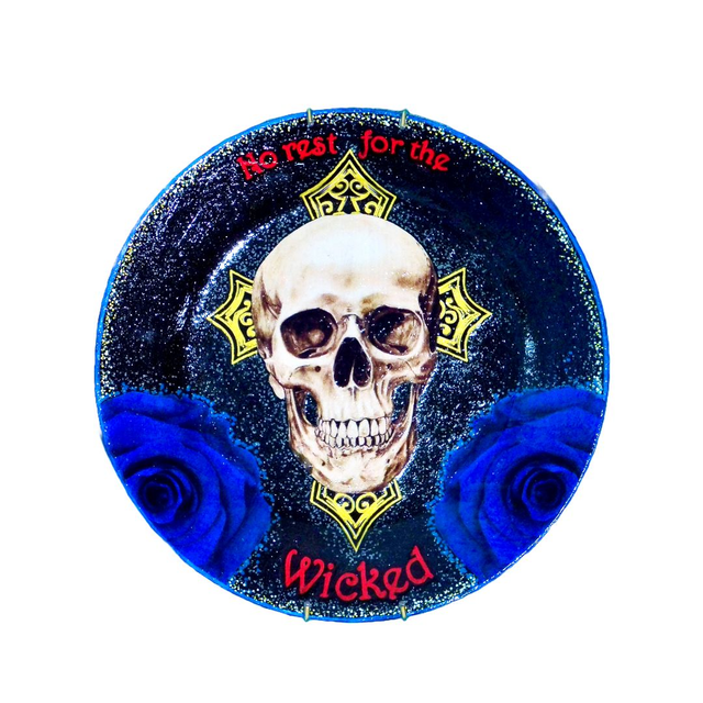“No Rest For The Wicked” Black Upcycled Wall Plate - House of Frisson