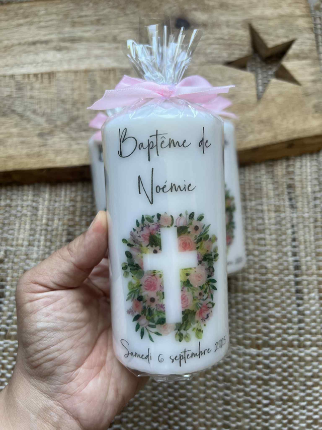 Bougie baptême personnalisée croix fleurs