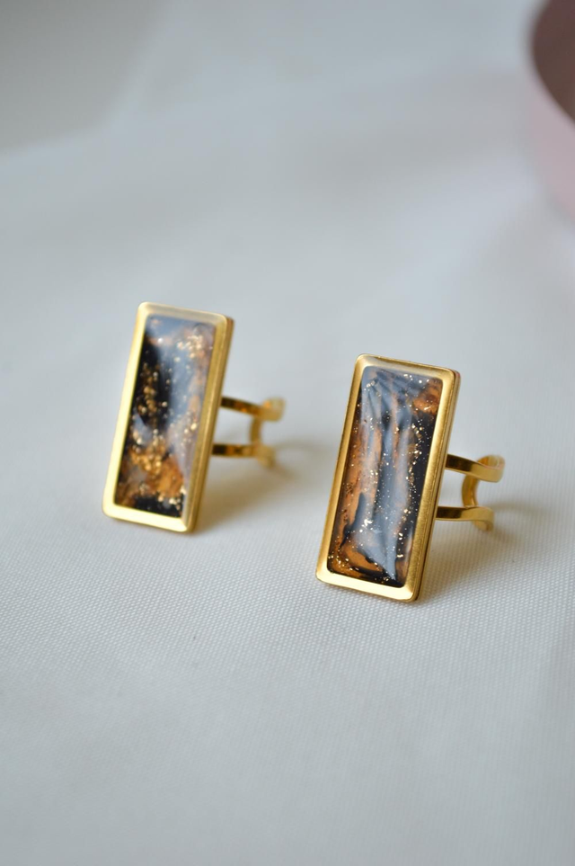 Marmorni rjavo- črn prstan