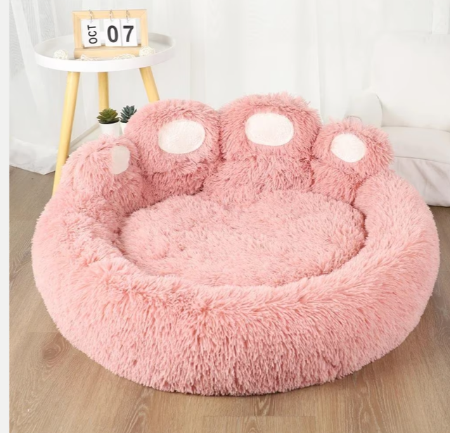 Prachtige kleine hondenmand in klauwvorm (50cm diameter)