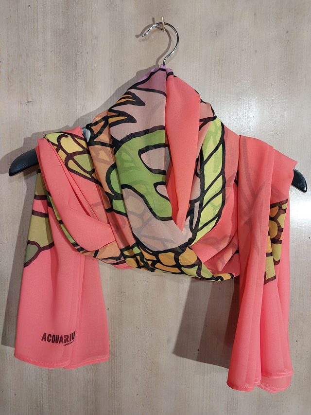 Tatsu Corail. Foulard