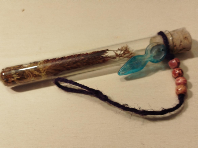 Fiole 3 trèfle mauve 3