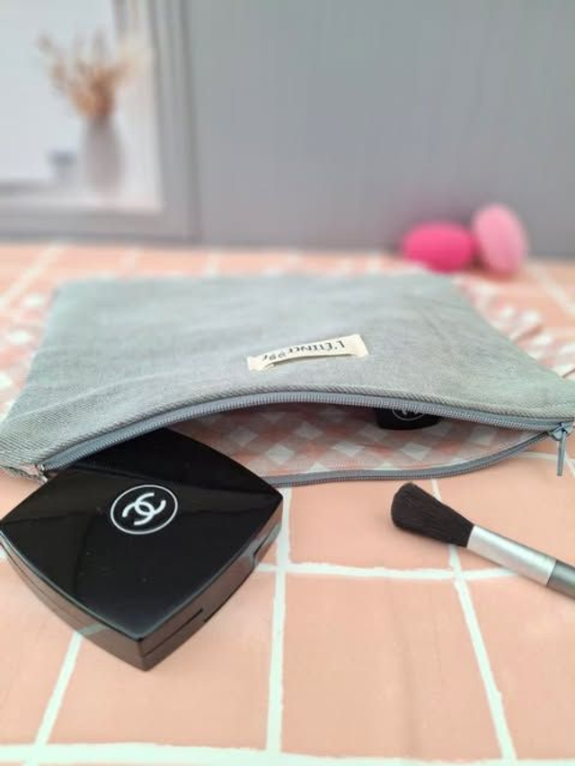 Trousse à froufrous - Jeans x Carreaux roses