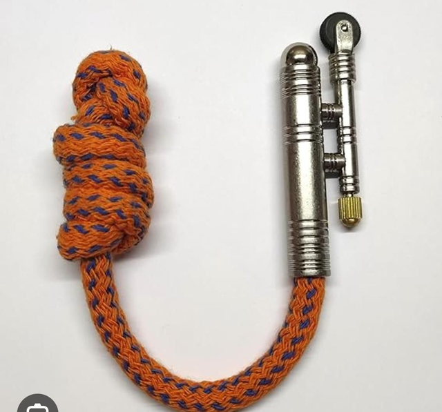 Mechero chisquero mecha