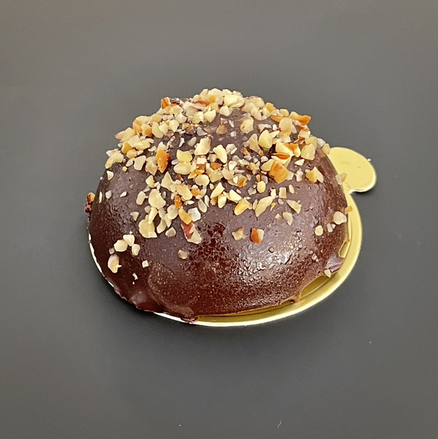 Hazelnut bomb