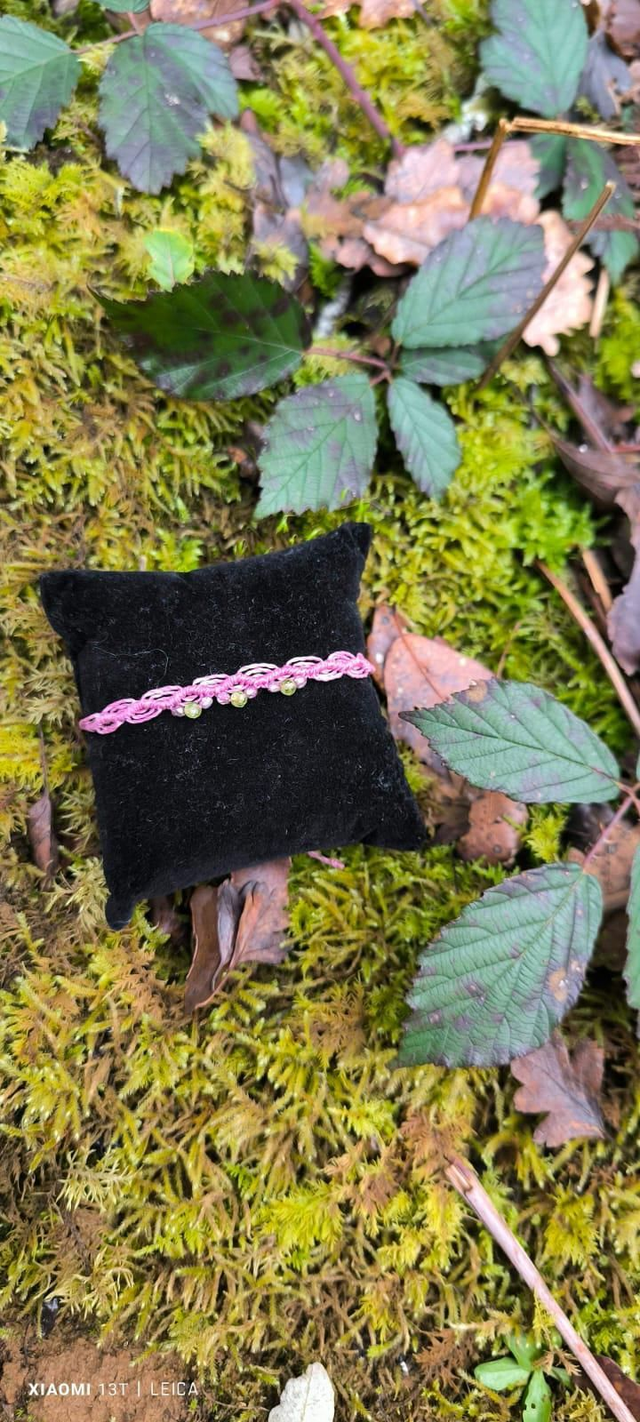 Bracelet rose avec perle d olivine
