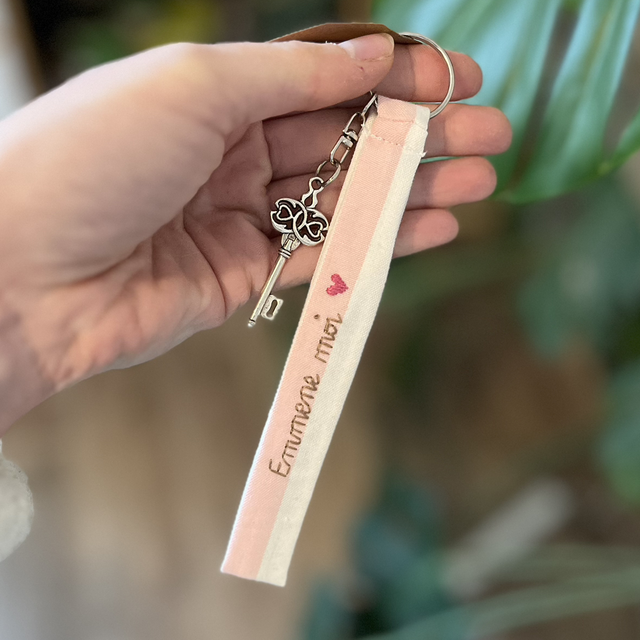 Porte clé *emmène moi