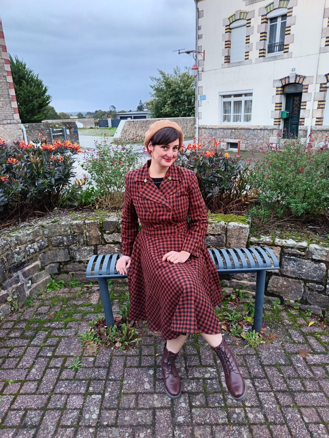 Jupe en laine à carreaux rouille et noir