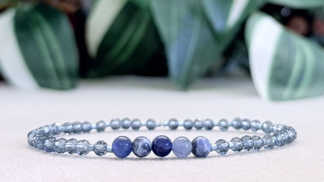 Bracelet | Sodalite Bleue - Éléments Facettés 2