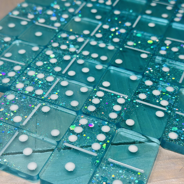 Dominos Turquoises
