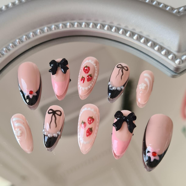 Set &quot;Nana&quot;