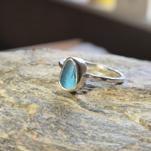 Size M Turquoise Sea Glass and Sterling Silver Ring 