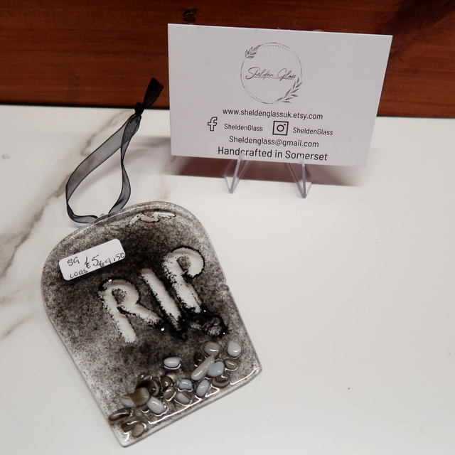 SALE! Gravestone Halloween Decoration