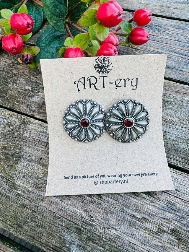 Architecture inspired jewellery