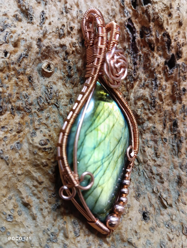Pendentif cuivre et labradorite 