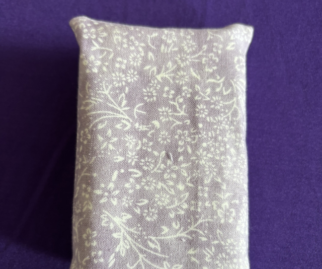 Pocket Tissue Cover/Holder Flower Design Mouve including tissues