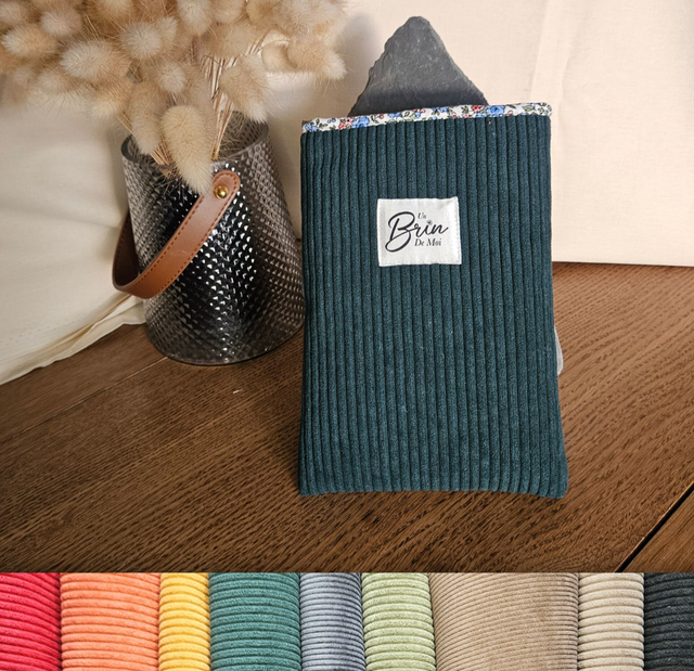 Personnalisez votre housse de livre en velours côtelé vert sapin 