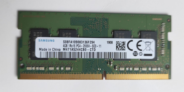Mémoire - 4 Go - DDR4 pour ordinateur portable