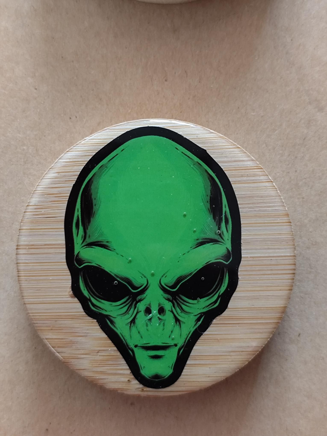 Décapsuleur tête de martien magnétique frigo